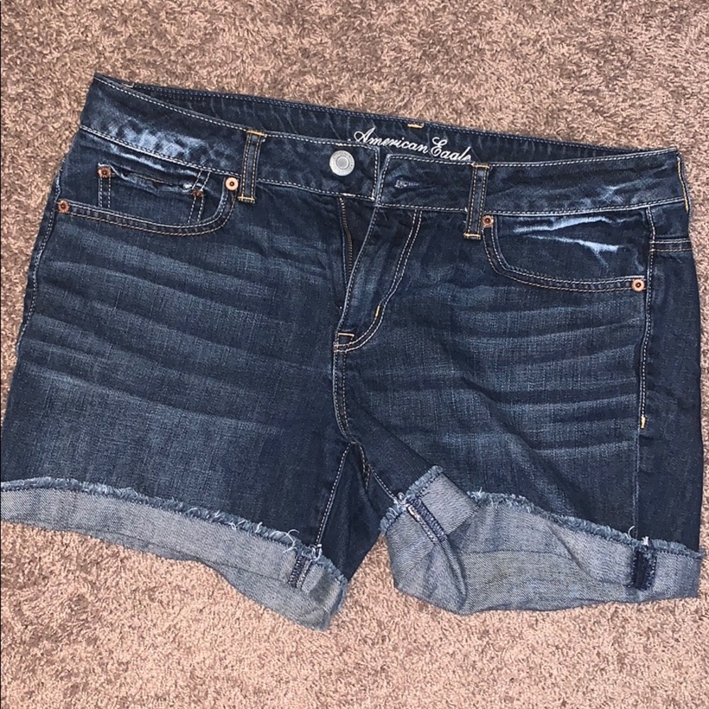 American eagle shorts!